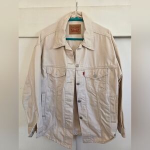 Levi's Women's Beige Oversized Denim Jacket